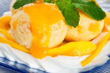 Mango Dondurma