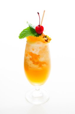 ananas kokteyli