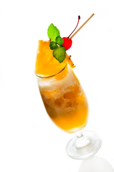 Pineapple cocktail — Stock Photo, Image