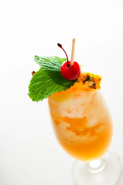 Pineapple cocktail — Stock Photo, Image