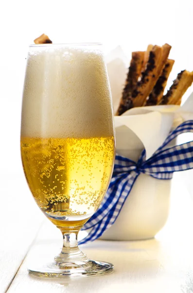 Pretzel sticks and beer — Stock Photo, Image