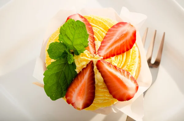 Lemon cupcake — Stock Photo, Image