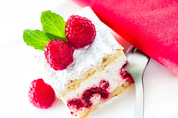 Raspberry cheesecake — Stock Photo, Image