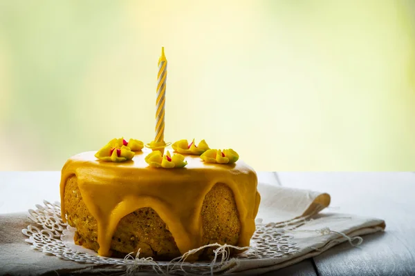 Birthday special occasion gourmet cake — Stock Photo, Image