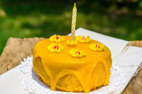 Yellow Motif One Year Old Birthday Cake — Stock Photo, Image