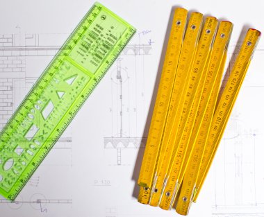 Tablo arka plan üzerine mimar tasarım ve proje çizimleri