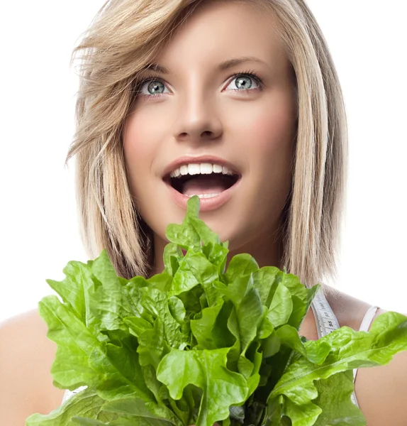 여자는 salat 먹으십시오 — 스톡 사진