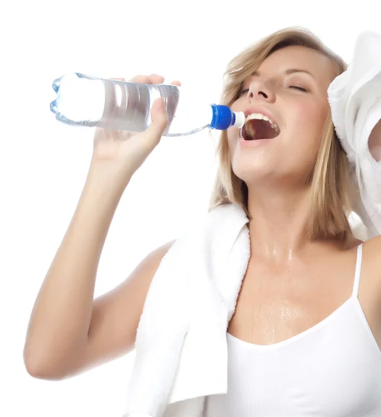 Kvinne med flaske vann – stockfoto