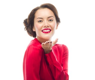 Hava öpücüğü yollayan kadın