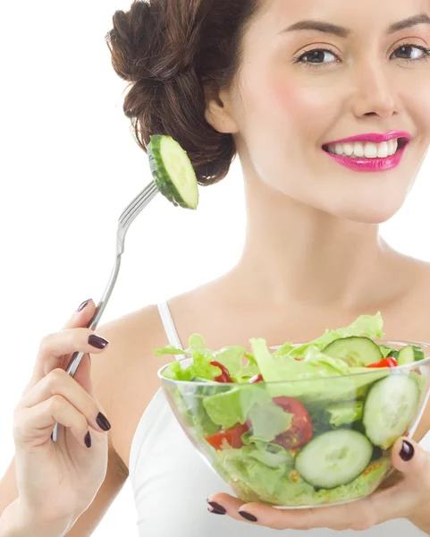 Mulher está comendo salat — Fotografia de Stock