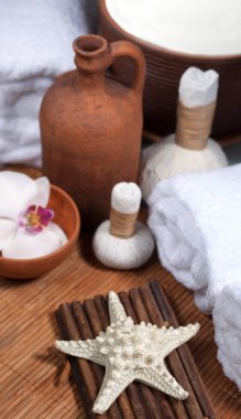 Spa objecs çiçek havlu ile