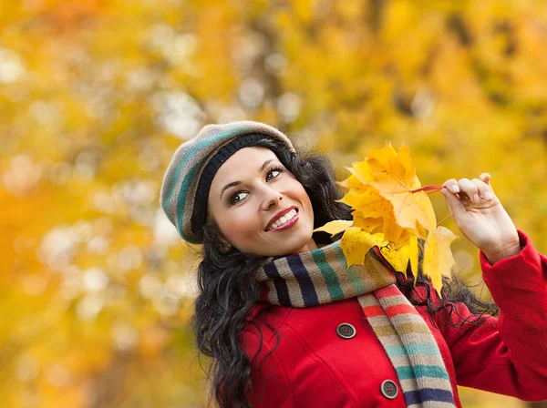 Vrouw herfst — Stockfoto