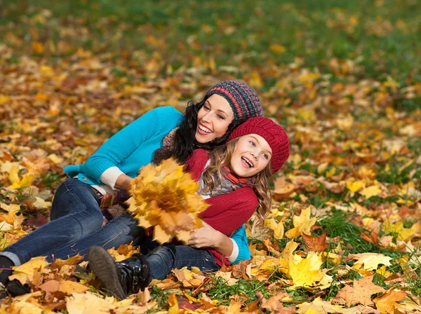 Vrouw herfst — Stockfoto