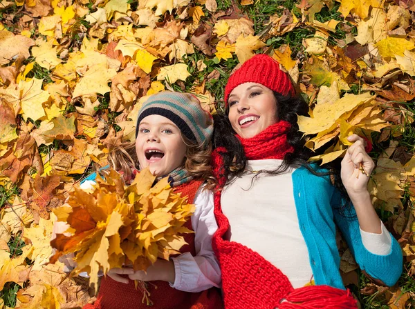 Vrouw herfst — Stockfoto