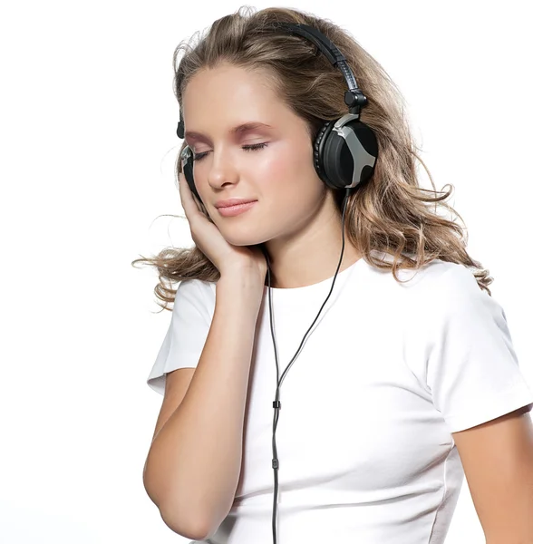 Mujer belleza con auriculares — Foto de Stock