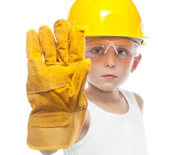 kask içinde şirin çocuk
