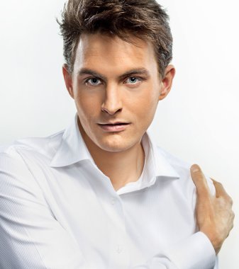 adam portresi