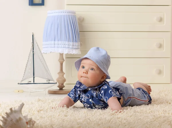 Petit enfant bébé garçon — Photo