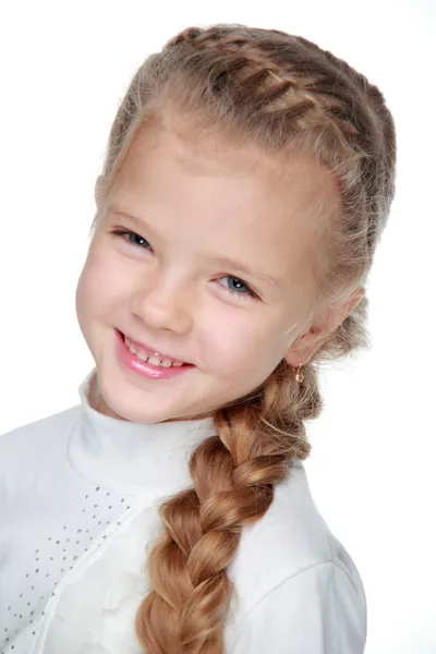 Retrato de uma menina bonita com um pigtail — Fotografia de Stock