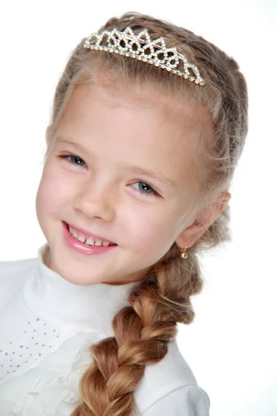 Fille mignonne avec couronne de princesse — Photo