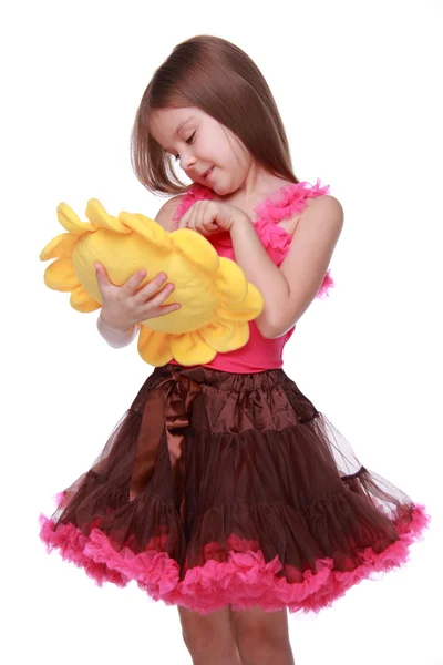 Roztomilé dítě s hračkou — Stock fotografie