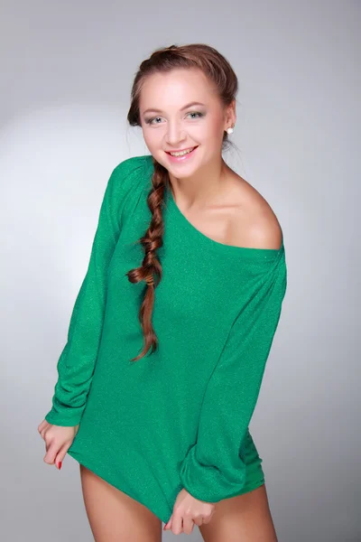 Beautiful girl in green — Stock Photo, Image