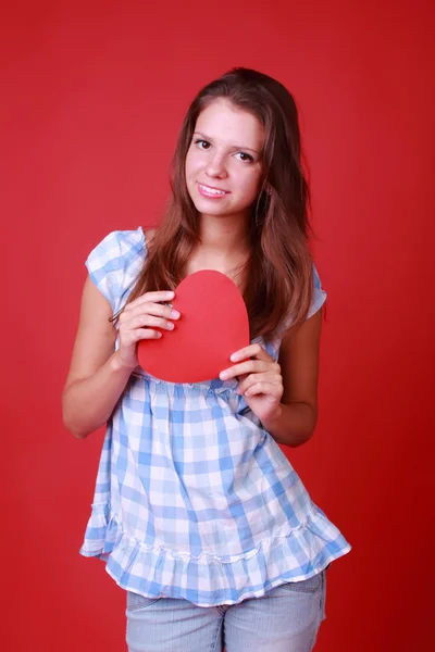 Fille avec le symbole du cœur — Photo