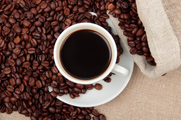Cup of coffee with roasted coffee-beans — Stock Photo, Image