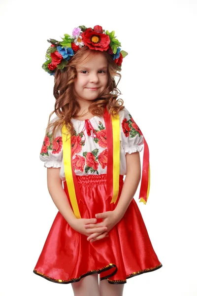 Bild von niedlichen kleinen Mädchen in traditionellen ukrainischen am Valentinstag gekleidet — Stockfoto