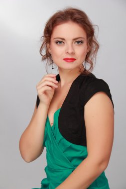 güzel bir kadın üzerinde Abiye