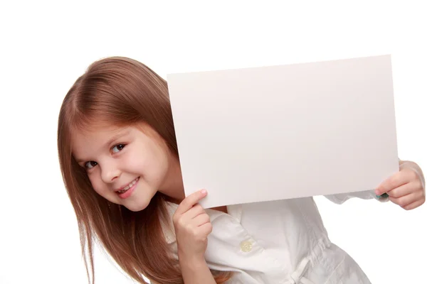 Menina com uma placa branca — Fotografia de Stock