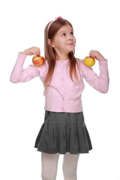 小女孩控股两个苹果 — 图库照片