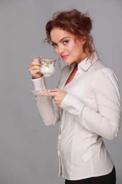 bir fincan kahve içme kadın