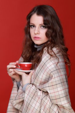 fincan çay kadınla