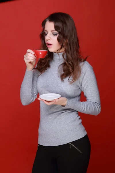 Mujer con taza de té — Foto de Stock