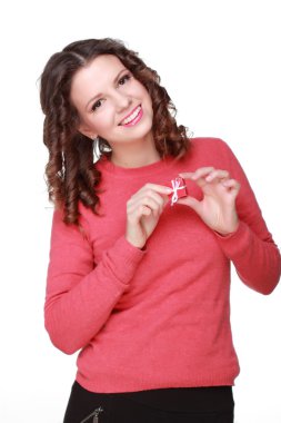 Hediye kutusu olan kız..