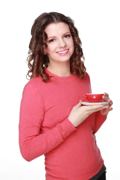 Hermosa chica con una taza roja — Foto de Stock