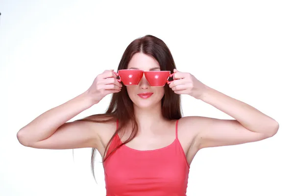 Frau mit roter Tasse — Stockfoto