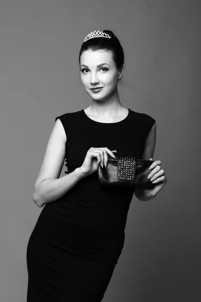 Black and white portrait of a girl wearing a crown — Stock Photo, Image