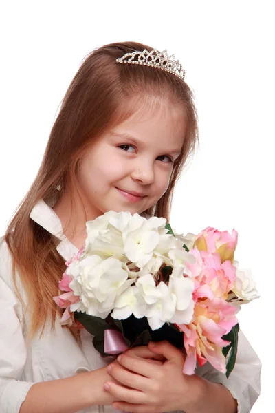 Petite fille avec un bouquet — Photo