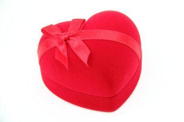 bir küçük kadife kutuda takı