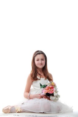 güzel bir buket tutan şirin dansçı