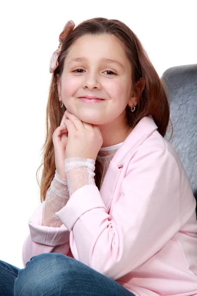 Bonito sorriso menina em desgaste casual — Fotografia de Stock