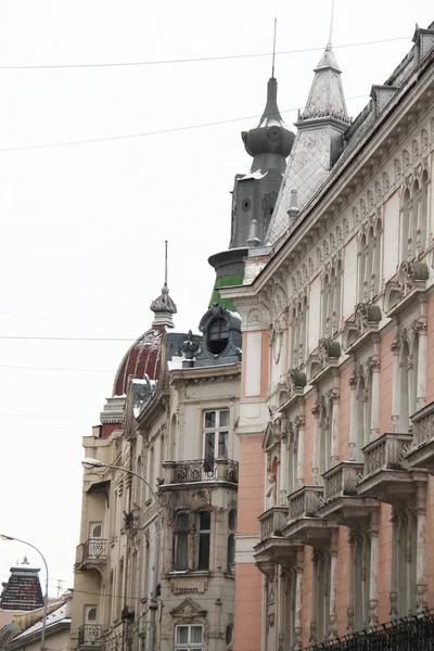 Oud gebouw in het centrum van lviv — Stockfoto