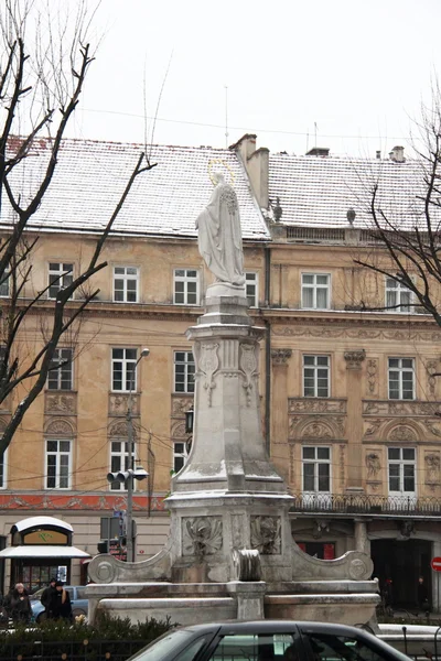Batı Ukrayna şehri Lviv Merkezi street adlı heykel — Stok fotoğraf