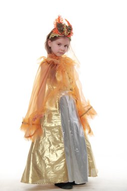 Kız güzel bir elbise içinde