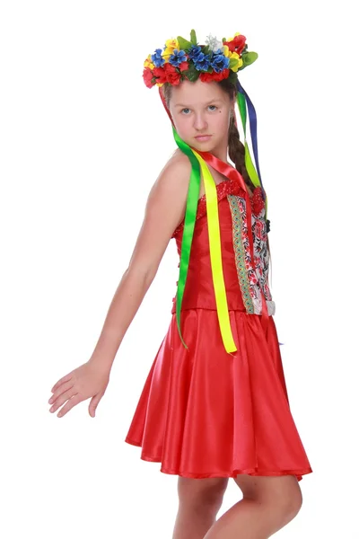 Ragazza in costume tradizionale ucraino — Foto Stock