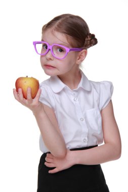 gözlük yeme elma bir kız öğrenci portresi