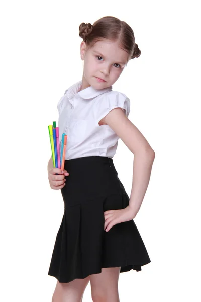 Portrait studio d'écolière avec stylos feutre — Photo