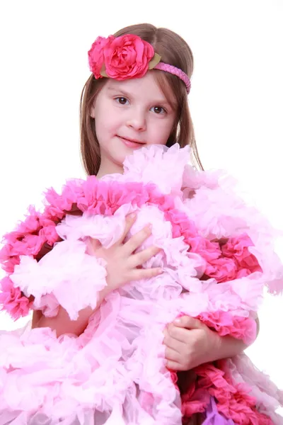 ピンクのドレスを着た少女の肖像画です — ストック写真